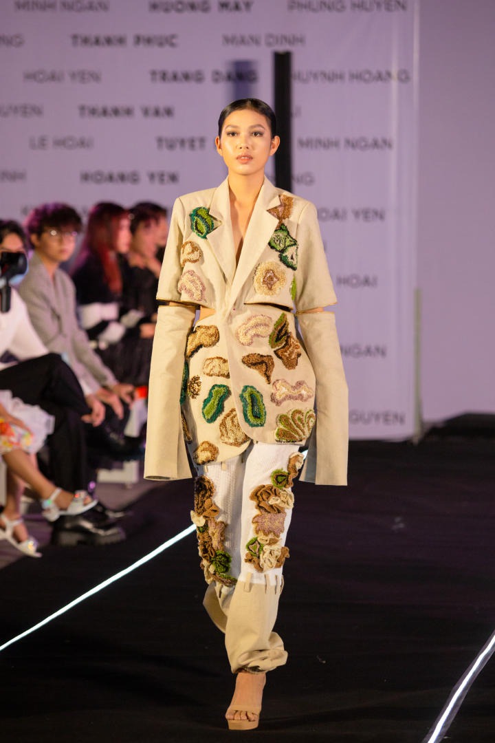 Chiêm ngưỡng loạt đồ án tốt nghiệp độc đáo của sinh viên Thiết kế thời trang HUTECH 271