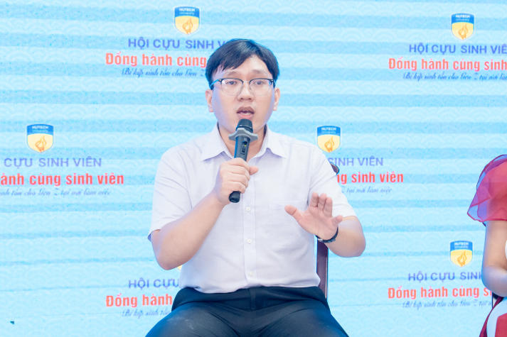 [Video] Gen Z HUTECH học “bí kíp sinh tồn” nơi công sở từ cựu sinh viên thành đạt 99