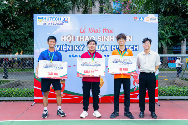 Sinh viên Viện Kỹ thuật khuấy động Hội thao 2025-2026 với tinh thần nhiệt huyết 55