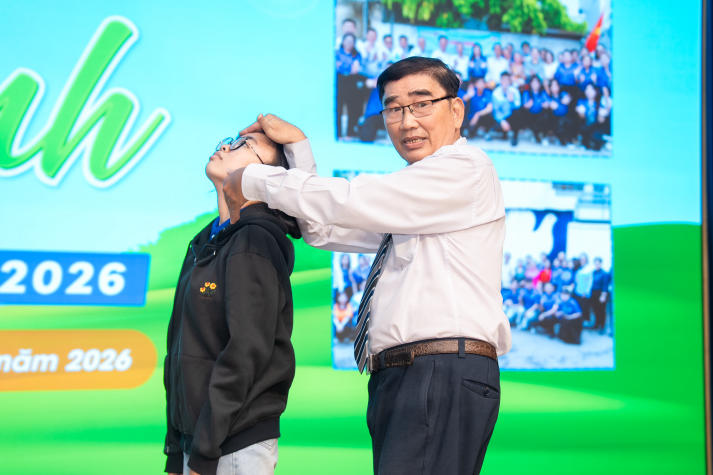 Gần 400 chiến sĩ Mùa hè xanh HUTECH 2026 vững vàng hành trang trước ngày ra quân 50