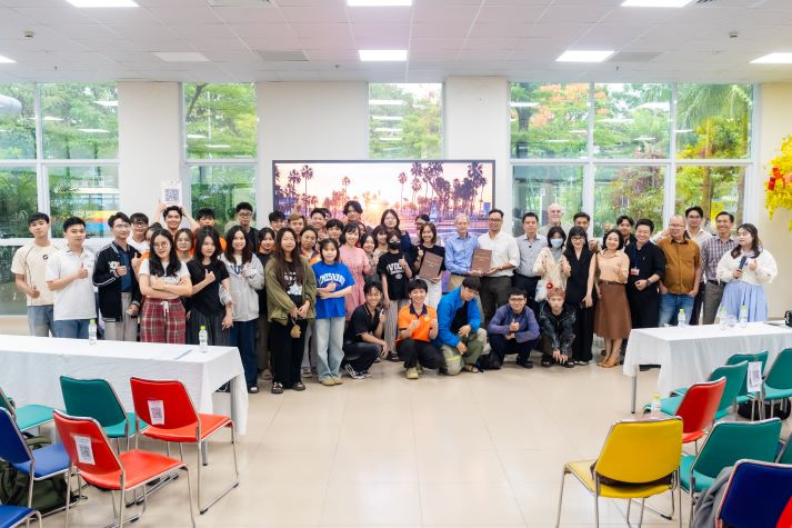 Sinh viên Khoa Kiến trúc - Mỹ thuật nâng cao tư duy quản lý qua góc nhìn chuyên gia 79