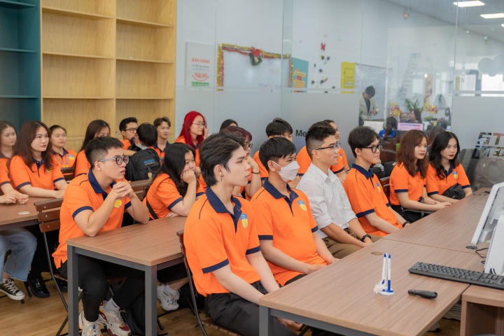 Tham quan Công ty Mediastep Software Viet Nam, sinh viên ngành Thương mại điện tử tích lũy nhiều kiến thức bổ ích 84
