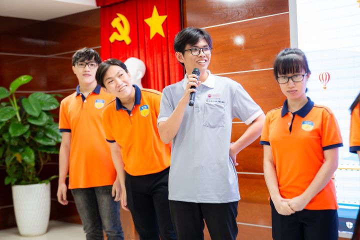 HUTECH chính thức ra mắt CLB nói tiếng Anh “HUTECH English Speaking Club” - HESC 149