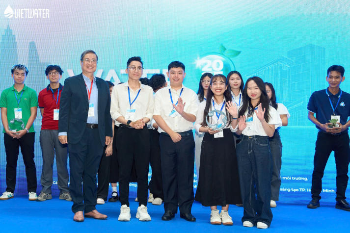 Sinh viên Quản lý tài nguyên và môi trường giành giải Nhì tại Water Hackathon 2025 44