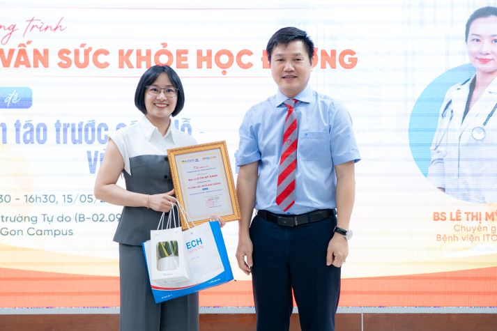 HUTECH-ers trang bị kiến thức sức khoẻ, vững bước tương lai 12