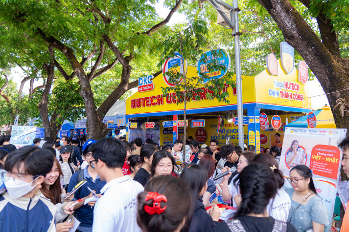 HUTECH “phủ vàng” Ngày hội Tư vấn tuyển sinh - hướng nghiệp 2026 tại Cần Thơ, mang đến loạt thông tin đắt giá cho thí sinh 12