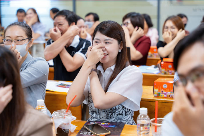 Giảng viên Khoa Tiếng Anh cập nhật phương pháp giảng dạy với giáo trình Voices 81
