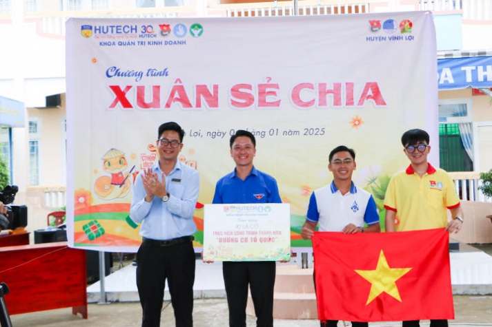 Sinh viên Quản trị kinh doanh xây cầu nối đoàn kết dân tộc, sẻ chia yêu thương tại Bạc Liêu 72