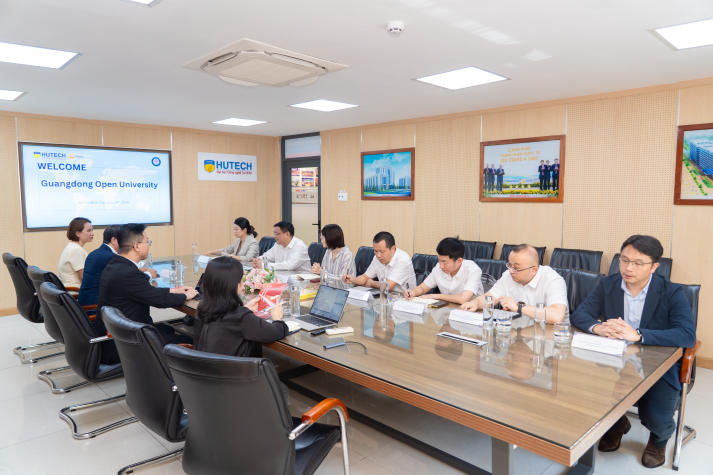 HUTECH kết nối Guangdong Open University (Trung Quốc), mở rộng hợp tác về giáo dục mở và học tập suốt đời 11