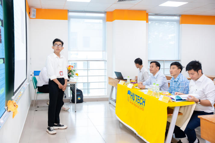 [Video] Đồ án tốt nghiệp của sinh viên Chương trình Việt - Hàn bắt nhịp xu hướng xanh và số hóa 100