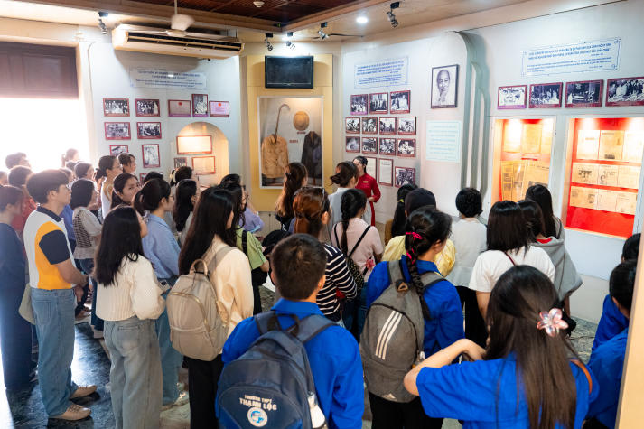 Sinh viên Khoa Quản trị kinh doanh lan tỏa khát vọng tuổi trẻ qua vòng Chung kết “Sinh viên với tư tưởng Hồ Chí Minh” 51