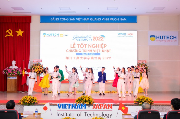 Tân Kỹ sư, Cử nhân Chương trình Việt - Nhật rạng ngời trong Lễ tốt nghiệp tràn đầy niềm vui và kỳ vọng 12