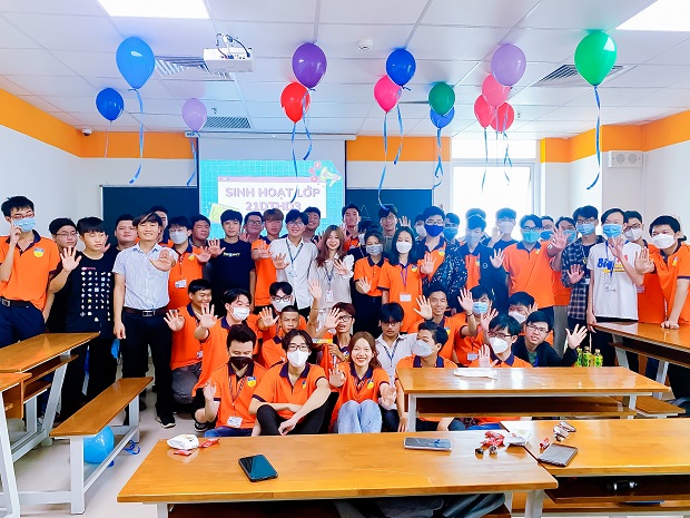 Sinh hoạt lớp HK2 năm học 2021-2022: Khóa 2021 khép lại “mùa đầu” nhiều cảm xúc, khoá 2020 khởi động từ 02/5 69
