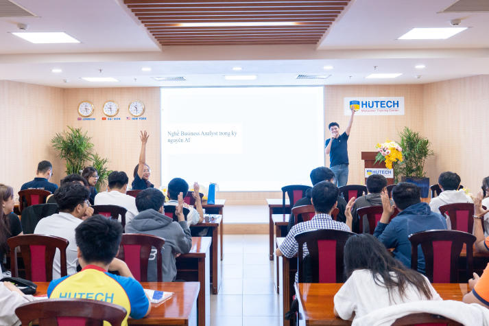 [Video] IT-ers HUTECH "giải mã" nghề Business Analyst trong kỷ nguyên số 79