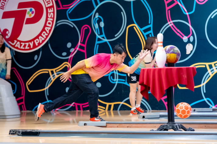Liên quân VPT - VP.HĐT - P.NS – B.TT - TT.KĐ-ĐBCL - TT.IT lập “hat-trick” vô địch Bowling 36