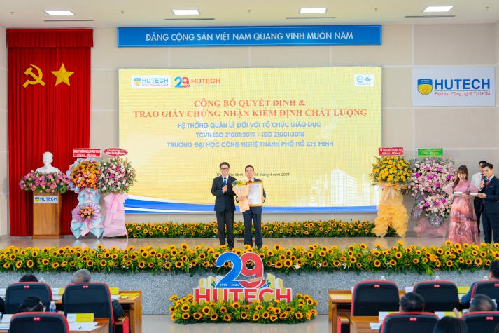 [Video] HUTECH proudly celebrated the 29th establishment anniversary: Steady growth - Prosperous integration 142