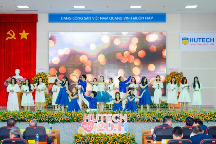 [Video] HUTECH long trọng tổ chức Lễ kỷ niệm 41 năm Ngày Nhà giáo Việt Nam 25