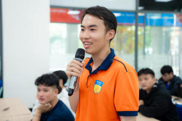 Thủ lĩnh sinh viên Khoa Công nghệ thông tin trang bị kỹ năng tổ chức sự kiện 44