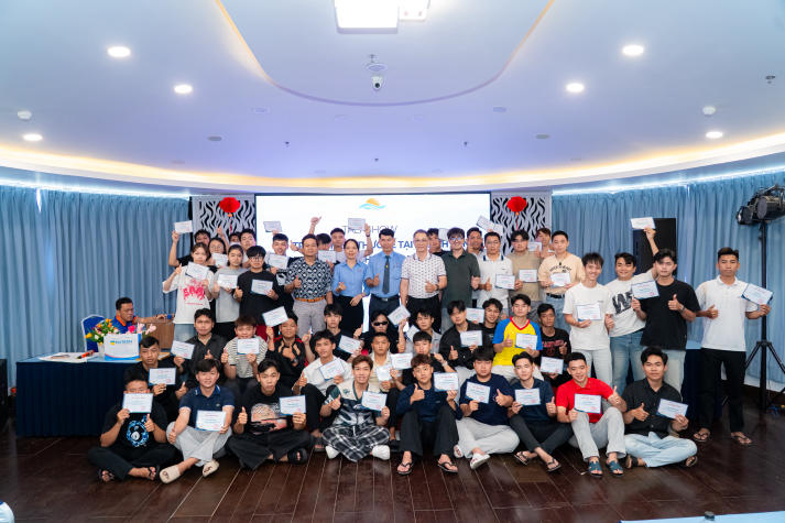 [Ảnh] Sinh viên Viện Văn hóa - Nghệ thuật - Thể thao trải nghiệm thực tiễn học phần Du lịch thể thao tại Vũng Tàu 175