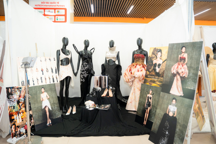 [Video] Sinh viên Thiết kế thời trang thổi hồn chất liệu truyền thống vào đồ án tốt nghiệp 50