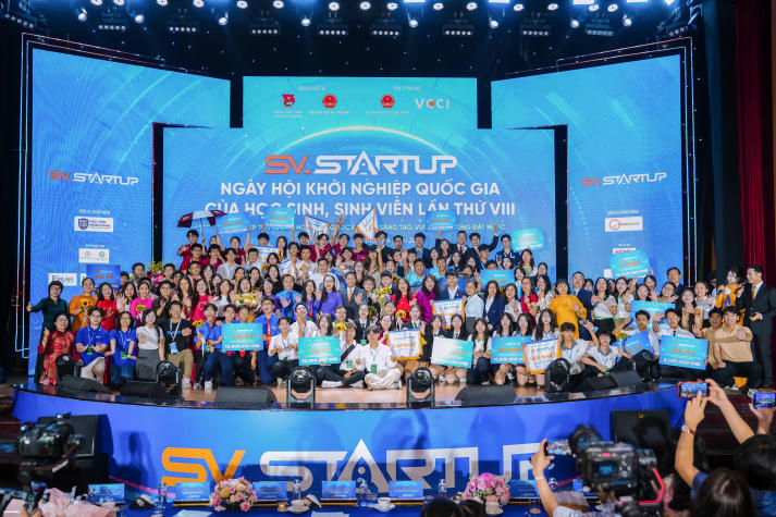 Sinh viên HUTECH giành giải Nhì SV Startup 2026 với dự án dược liệu giàu tiềm năng 21