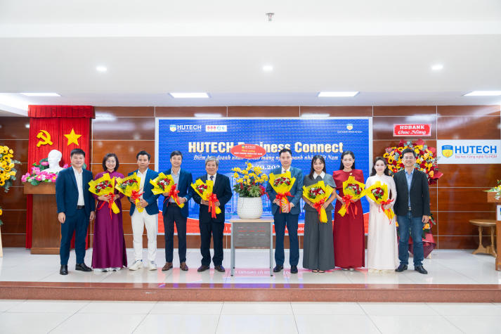[Video] HUTECH Business Connect: Bàn chiến lược phát triển doanh nghiệp bền vững, phát động học bổng tiếp sức sinh viên 89