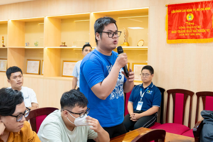 Sinh viên Viện Kỹ thuật học cách thích ứng với môi trường làm việc toàn cầu 93