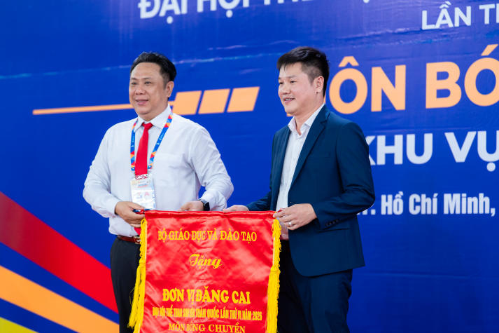 49 đội bóng hội tụ tại HUTECH, mở màn vòng Loại Bóng chuyền Đại hội Thể thao Sinh viên toàn quốc 2026 56