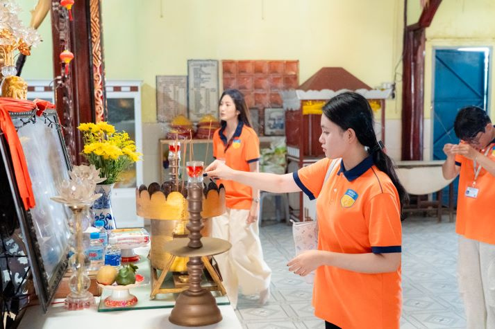Sinh viên Quản trị dịch vụ du lịch và lữ hành học phát triển du lịch bền vững từ thực tế Cần Giờ 46