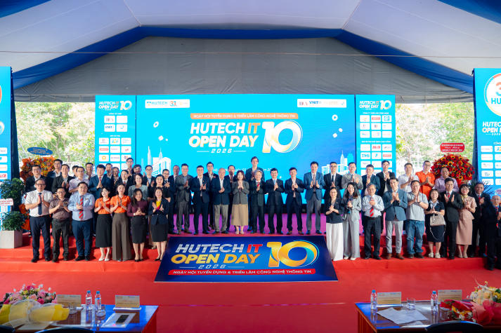 [HUTECH 31 năm] Viết tiếp hành trình đẹp bằng yêu thương và bản lĩnh 106