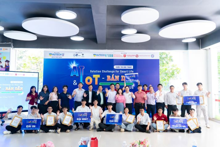 Viện Kỹ thuật dựng “đấu trường” AI và IoT, hội tụ loạt giải pháp công nghệ đột phá của sinh viên liên trường 223