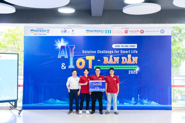 Viện Kỹ thuật dựng “đấu trường” AI và IoT, hội tụ loạt giải pháp công nghệ đột phá của sinh viên liên trường 123