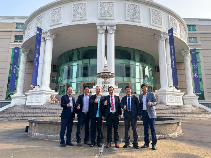 HUTECH đồng tổ chức Hội nghị quốc tế ICON - IRCPAS 3.0 tại Malaysia, mở rộng kết nối học thuật toàn cầu 101