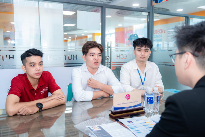 Bắt nhịp tuyển dụng từ giảng đường, sinh viên Công nghệ ô tô sẵn sàng thực chiến 79