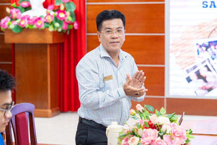 Lan tỏa giá trị tư tưởng Hồ Chí Minh qua hành trình trải nghiệm cùng sinh viên Khoa Tài chính - Thương mại 15