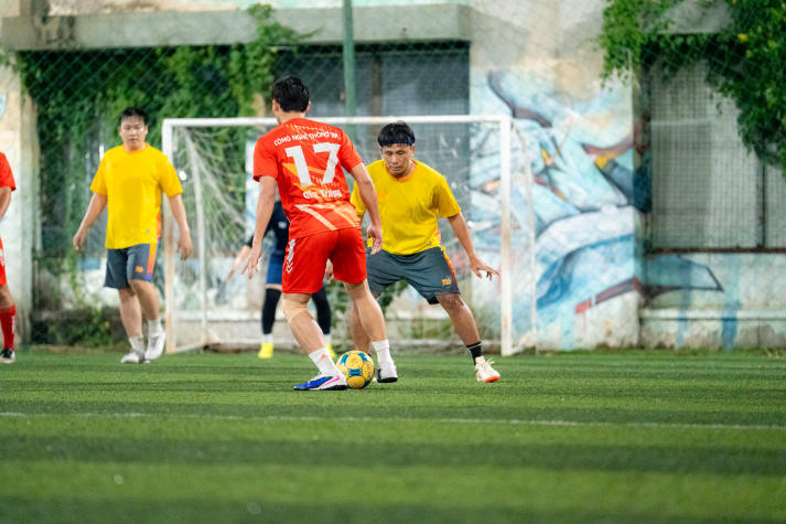 [Hội thao CB-GV-NV 2026] Tuyển sinh - Truyền thông - Marketing lên ngôi vô địch Bóng đá nam 103