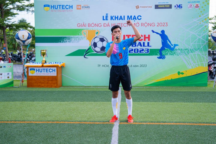 [HUTECH Football Cup 2023] Sôi động lễ khai mạc và các lượt trận Vòng bảng đầu tiên 71