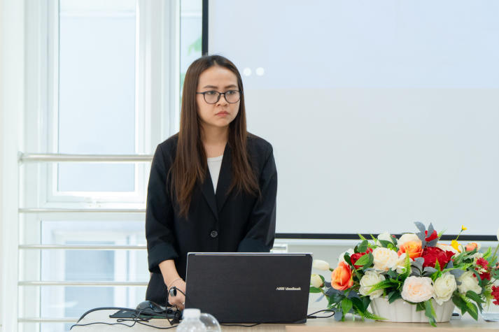 Nhiều góc nhìn sáng tạo trong nghiên cứu giảng dạy tiếng Anh tại buổi bảo vệ luận văn/đề án Thạc sĩ ngành Ngôn ngữ Anh 45