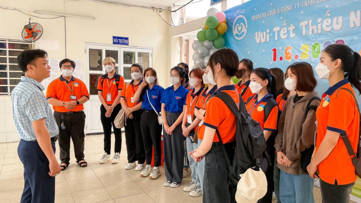 Sinh viên Khoa Hàn Quốc học tham gia chuyến thiện nguyện đầy ý nghĩa tại Trung tâm nuôi dưỡng bảo trợ trẻ em Gò Vấp 8