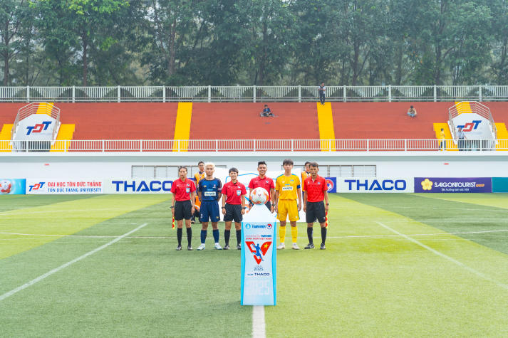 Đội tuyển bóng đá HUTECH giành quyền tham dự vòng Chung kết toàn quốc Cúp THACO lần III năm 2025 38