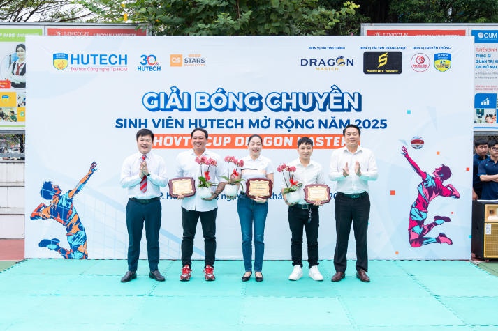 24 đội sục sôi tinh thần thi đấu tại Lễ khai mạc Giải Bóng chuyền CUP DRAGON MASTER 2025 56