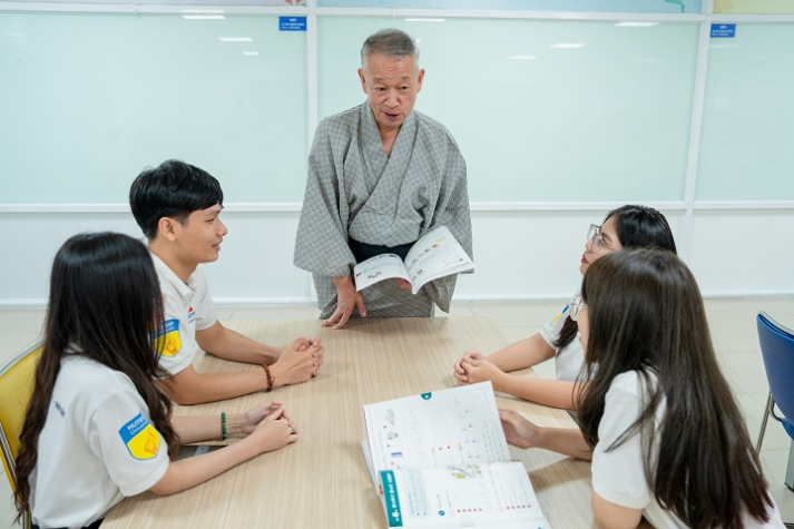 Sẵn sàng chinh phục doanh nghiệp Nhật Bản với Chương trình Việt - Nhật HUTECH 47