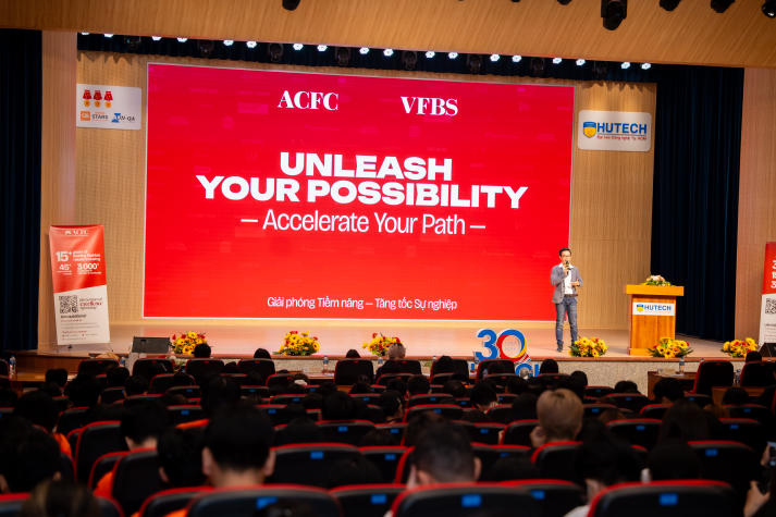 [Video] Cùng chuyên gia “mở khóa” kỹ năng phỏng vấn, sinh viên HUTECH tự tin chinh phục nhà tuyển dụng 23