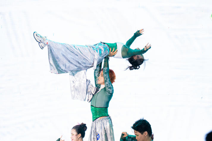 [Ảnh] Những khoảnh khắc vỡ òa cảm xúc tại Chung kết HUTECH’s Got Talent 2026 140