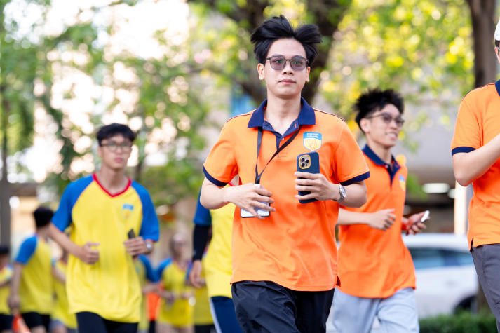 Hơn 2000 vận động viên hội tụ, thổi bùng không khí khai mạc HUTECH Games 2026 111