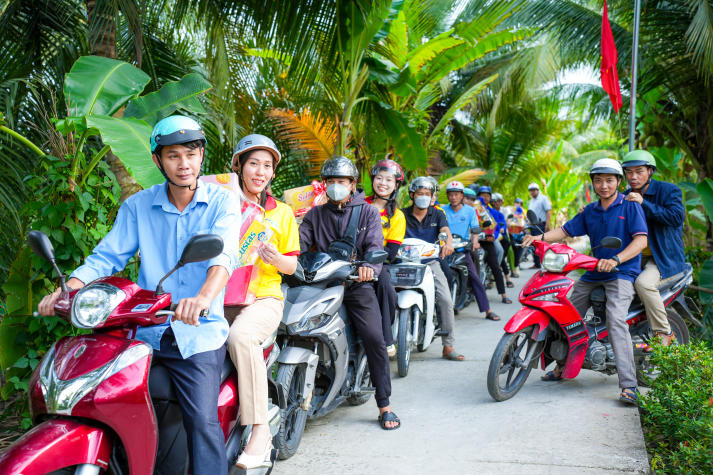 Xuân sắc xanh 2026: Sinh viên HUTECH mang Tết yêu thương đến với người dân Vĩnh Long 24