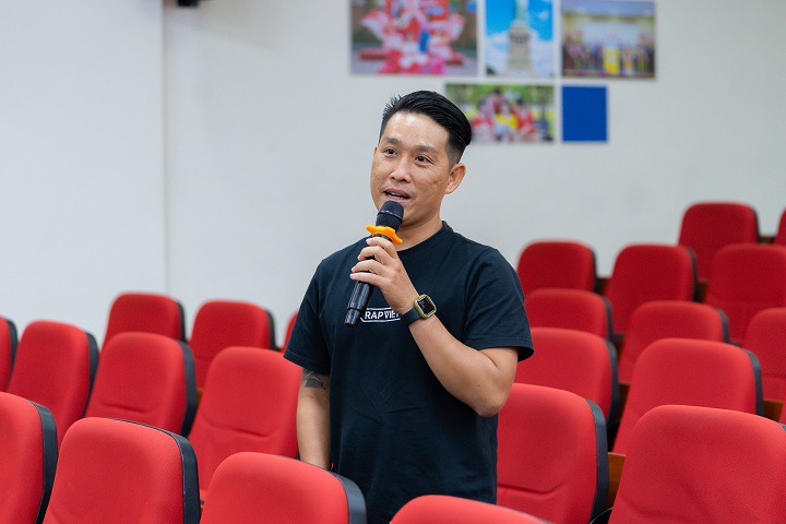 Sinh viên Khoa Kiến trúc - Mỹ thuật tìm hiểu về vai trò của Hậu kỳ trong điện ảnh qua góc nhìn của người trong nghề 98