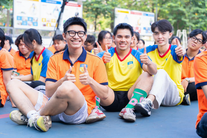 Sinh viên Khoa Tiếng Anh nhiệt huyết nhập cuộc Hội thao truyền thống lần thứ XIV 15