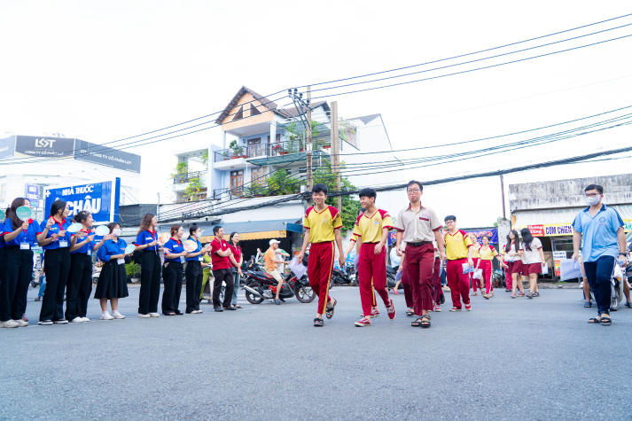 Tuổi trẻ HUTECH tiếp sức mùa thi 2025: Lan tỏa yêu thương, đồng hành cùng sĩ tử 31