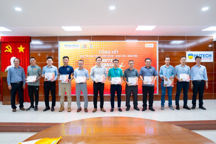 Nhiều vận động viên đạt thành tích xuất sắc trong cuộc thi “HUTECH Running Challenge 2024” 295